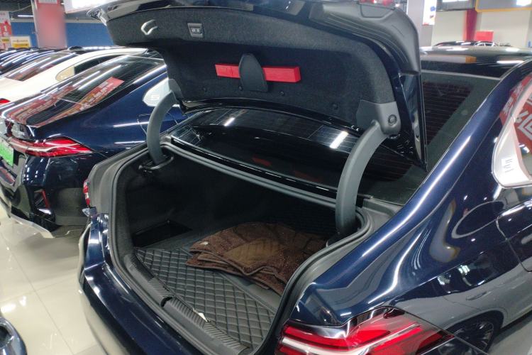 Used BMW i5 2024 eDrive 35L Prestige Luxury Package