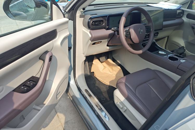 Used Leapmotor C11 2024 Range-Extended 300 Luxury Edition