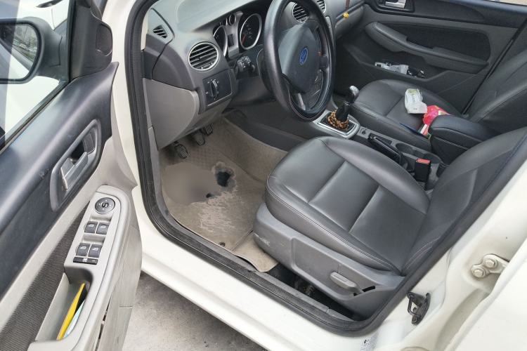 Used Ford Focus 2013 Hatchback Classic 1.8L Manual Base Model
