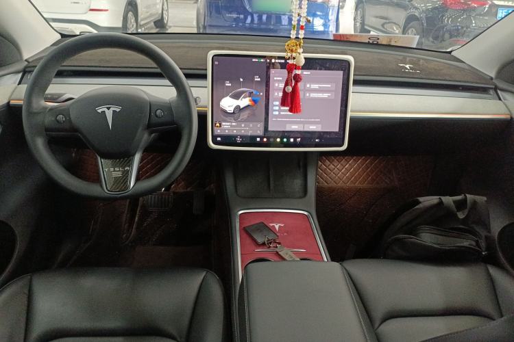 Used Tesla Model Y 2023 Rear-Wheel-Drive Version