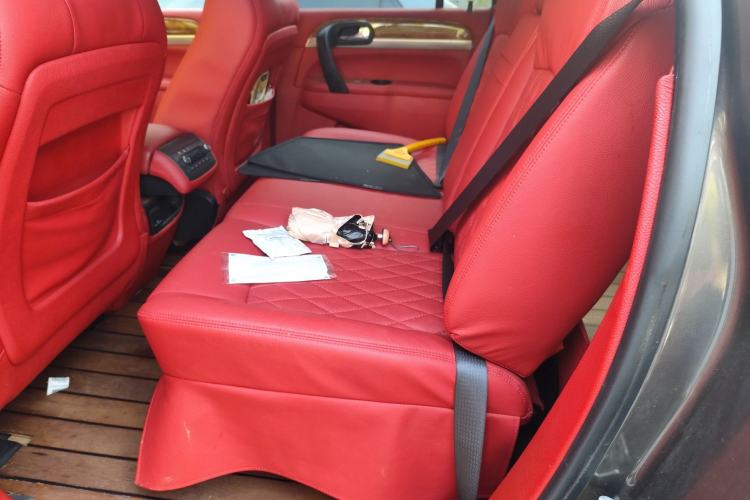 Used Buick Enclave 2010 3.6L Elite Edition Left Rear Seat