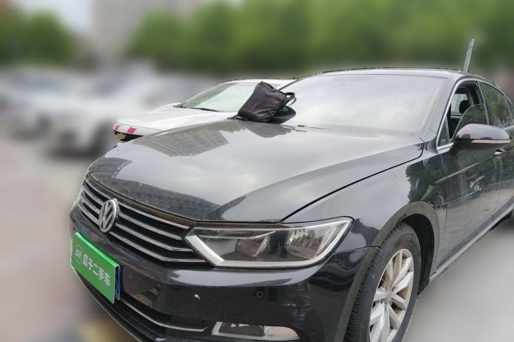 Used Volkswagen Magotan 2017 280TSI DSG Comfort Model