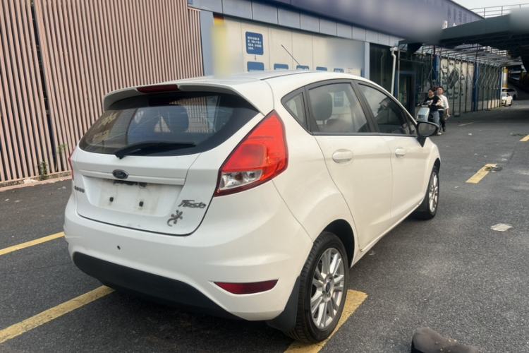 Used Ford Fiesta 2013 Hatchback 1.5L Automatic Fashion Edition Exterior 4