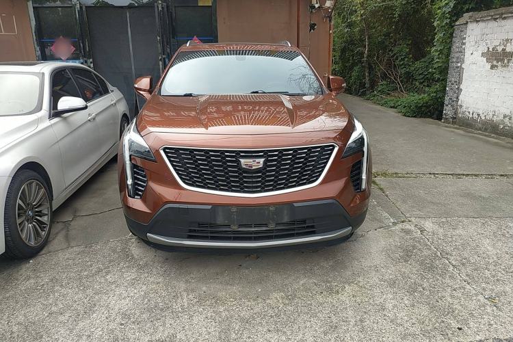 Used Cadillac XT4 2021 28T Two-Wheel Drive Leading Version
