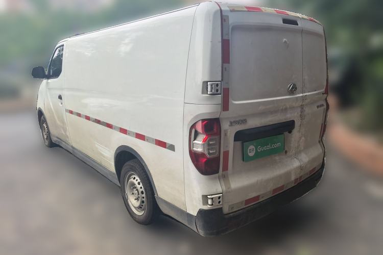 Used SAIC MAXUS EV30 2022 Pure Electric Smart Logistics Expert with Short Wheelbase Guoxuan