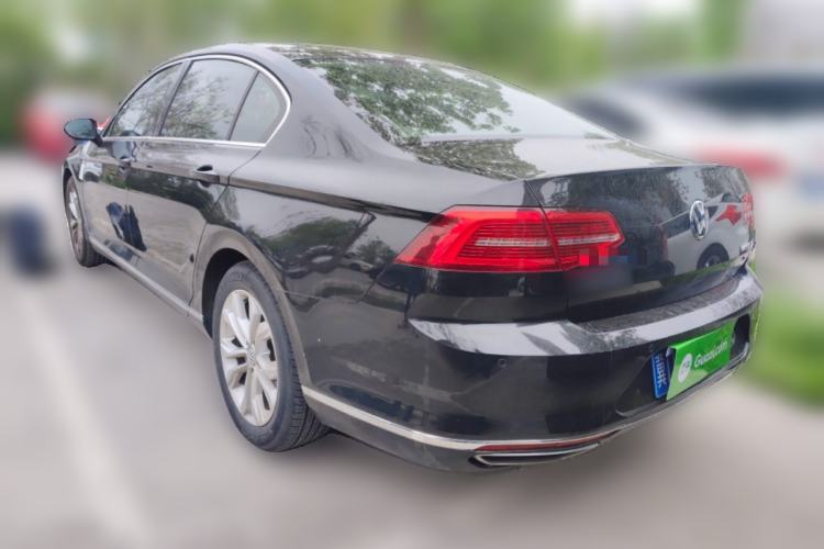 Used Volkswagen Magotan 2018 330TSI DSG Luxury Model Rear Left 45 Deg