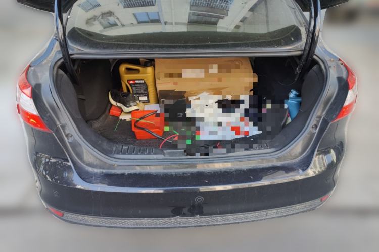 Used Ford Focus 2012 Sedan 1.6L Automatic Fashion Edition
