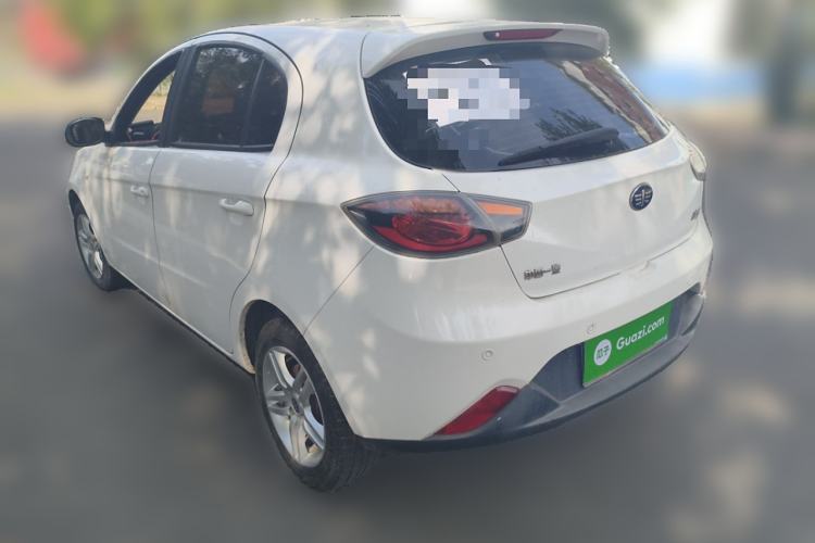 Used Oley Oley 2014 Hatchback 1.5L Manual Luxury Model
