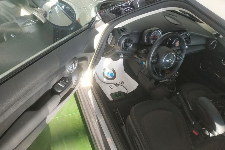 Used MINI MINI 2016 1.2T ONE Pioneer Edition
