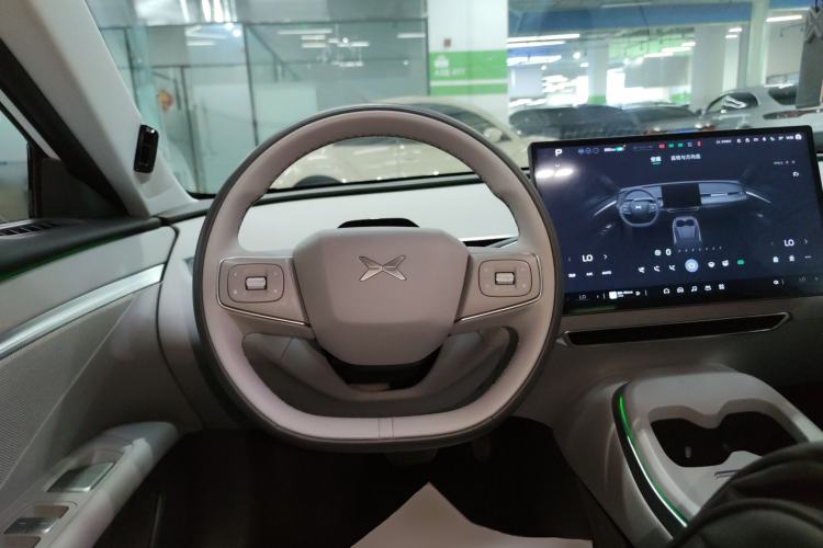 Used XPeng MONA M03 2025 600 with Ultra-Long Range Max Steering Wheel