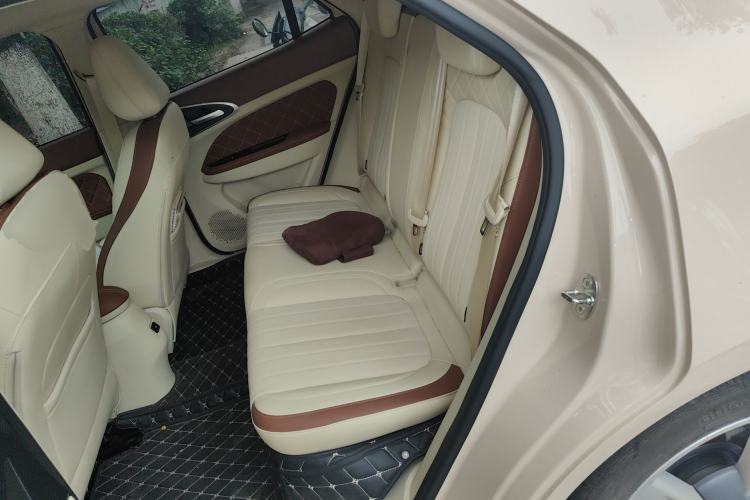 Used ORA Good Cat 2021 400km Standard Range Venus Edition Lithium-Ion Battery Left Rear Seat