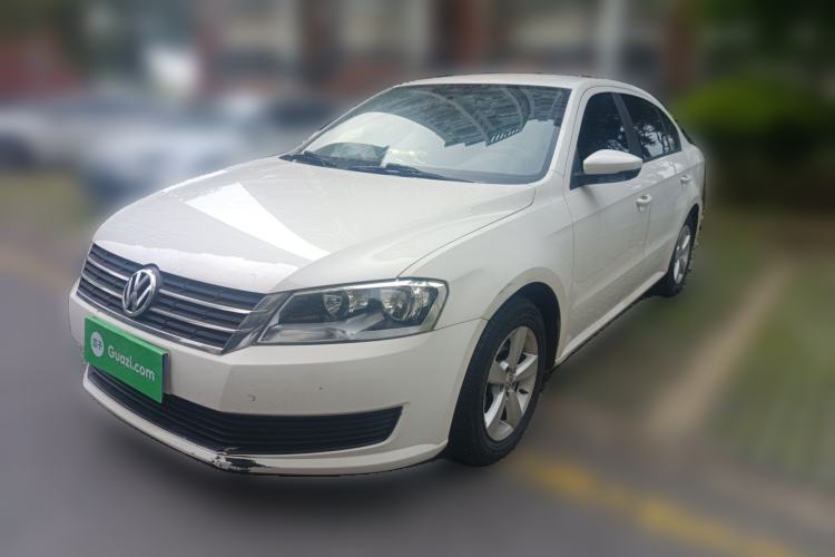 Used Volkswagen Lavida 2013 Revised Classic 1.6L Automatic Fashion Edition