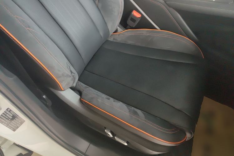 Used Wey Macchiato DHT-PHEV 2021 1.5L Master Edition Right Front Seat