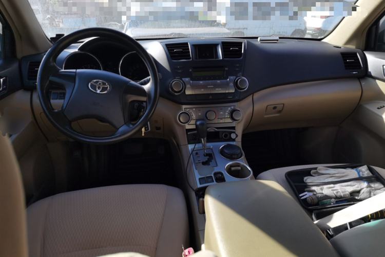 Used Toyota Highlander 2011 2.7L Two-Wheel Drive 5-Seater Elite Edition
