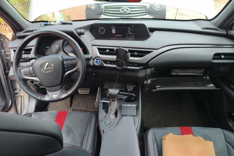 Used Lexus UX 2020 Revised Version 260h F SPORT Edition Center Console
