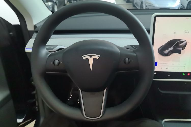 Used Tesla Model Y 2024 Rear-Wheel-Drive Version