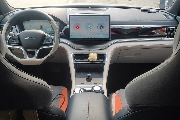 Used BYD Song PLUS New Energy 2023 Champion Edition EV 520KM Flagship Model