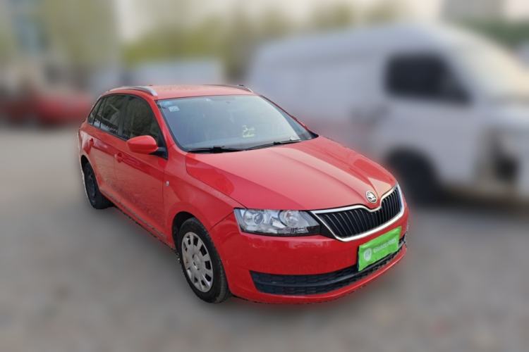 Used Skoda Rapid Spaceback 2016 Revised Version 1.4L Manual Front-Drive Edition Front Right 45 Deg