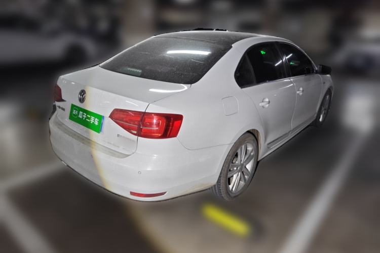 Used Volkswagen Sagitar 2018 280TSI DSG Luxury Model Rear Right 45 Deg