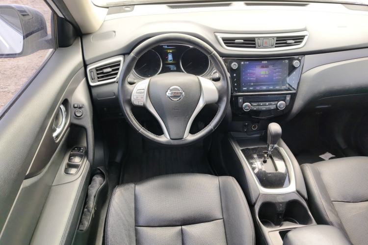 Used Nissan X-Trail 2014 2.0L CVT Comfort Edition 2WD Steering Wheel