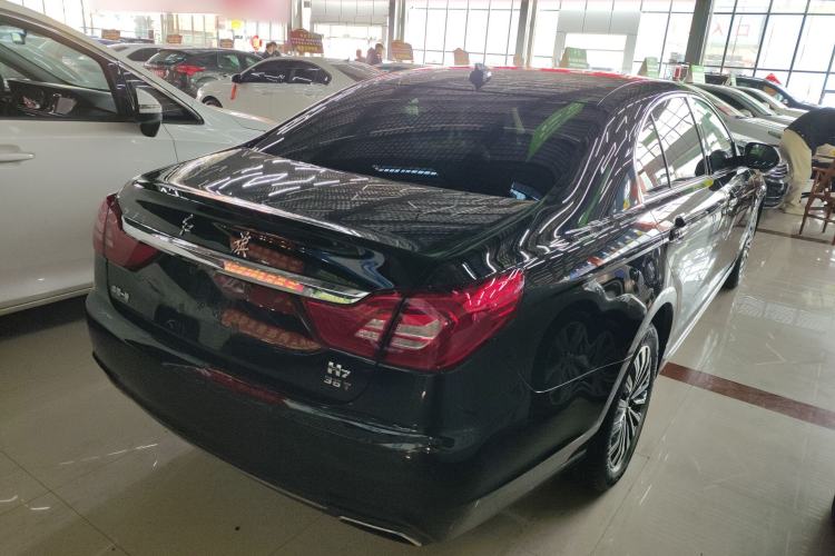 Used Hongqi H7 2018 2.0T Elite Edition
