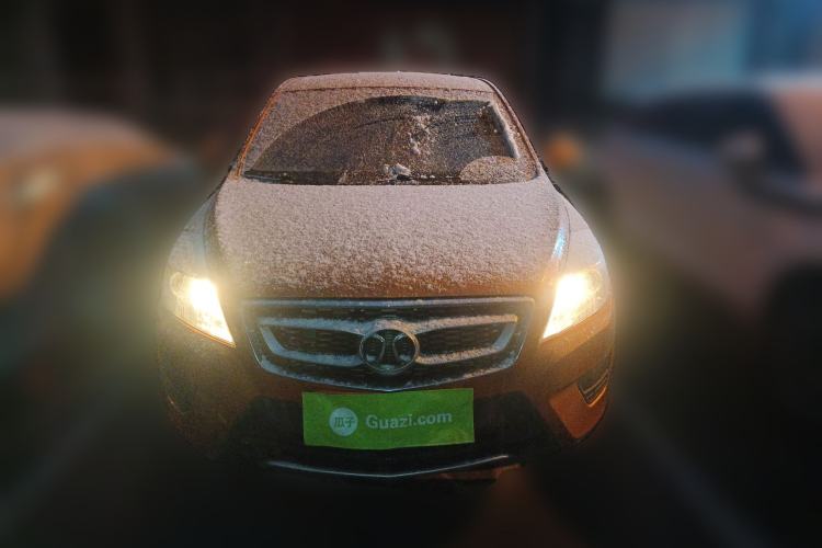 Used BAIC Senova X65 2015 2.0T manual Comfort trim level