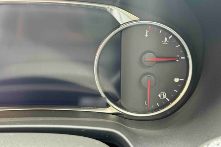 Used Chevrolet Blazer 2022 Mild Hybrid 650T Redline 7-Seater Thunder Edition Instrument Cluster