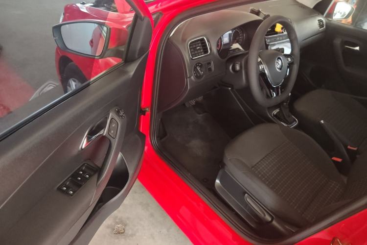 Used Volkswagen Polo 2018 1.5L Automatic Enjoyment Model
