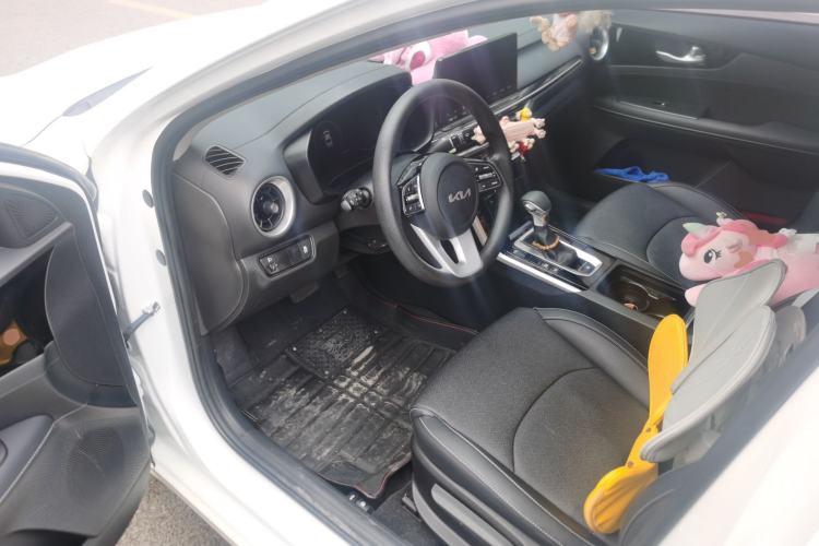 Used Kia K3 2021 1.5L CVT Fashion Edition Driver Seat