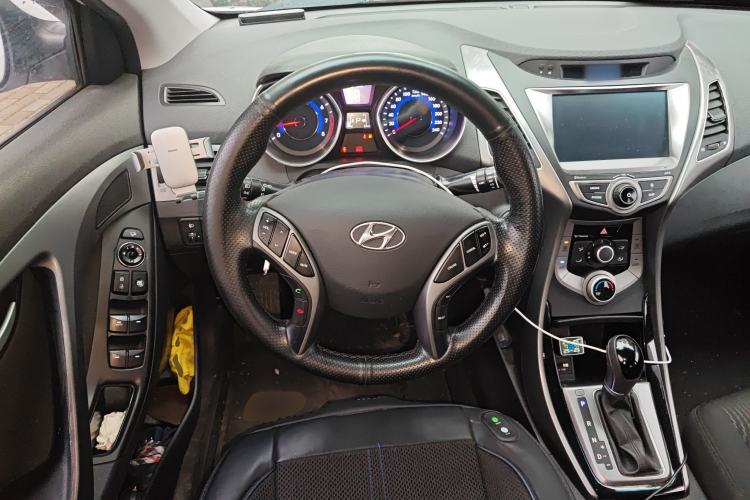 Used Hyundai Elantra (5th Generation / Langdong) 2016 1.6L Automatic Prestige Model

