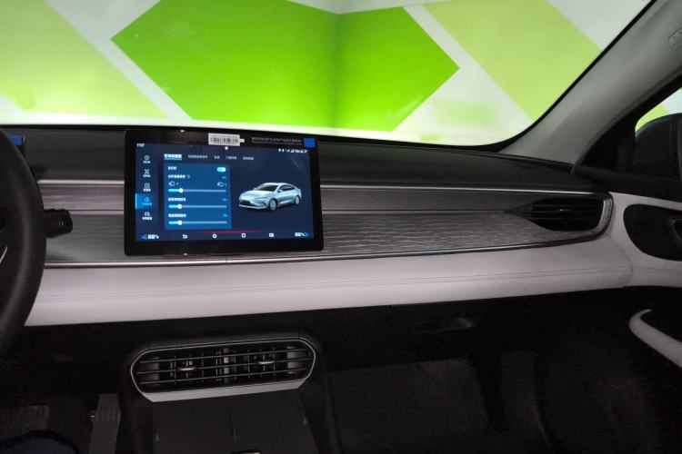 Used BYD Seal 05 DM-i 2025 DM-i Smart Drive 55KM Luxury Model Interior 2