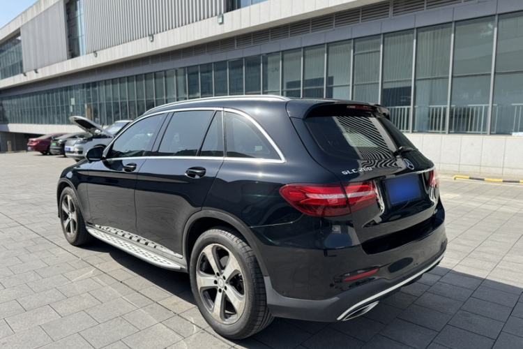 Used Mercedes-Benz GLC 2017 GLC 260 4MATIC Luxury Model