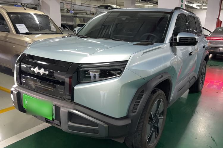 Used Formula Leopard Titanium 3 2025 501 km All-Wheel Drive Intelligent Driving Max Edition