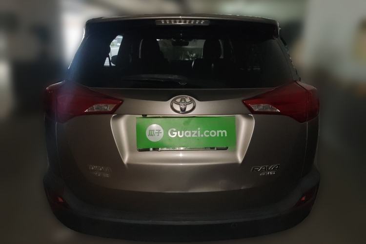 Used Toyota RAV4 2015 2.0L CVT Four-Wheel Drive New Edition Rear