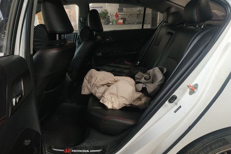 Used Honda Accord 2015 2.0L LX Comfort Edition