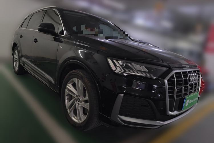 Used Audi Q7 2021 45 TFSI quattro S line Sport model
