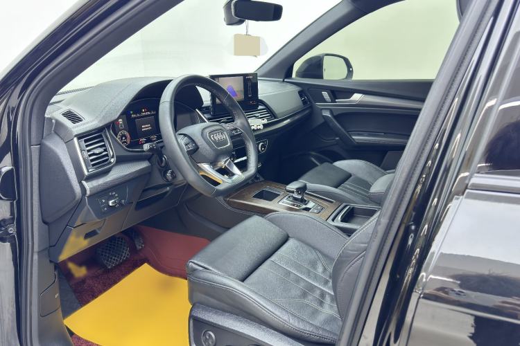 Used Audi Q5L 2023 40T Luxury Dynamic Model
