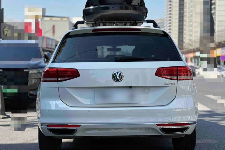 Used Volkswagen Variant 2018 380TSI Two-Wheel Drive Comfort Edition
