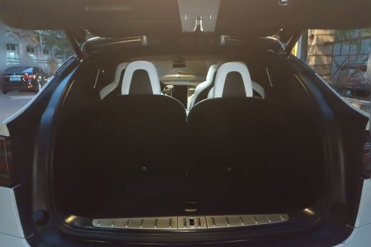 Used Tesla Model X 2016 X P100D Performance High-Performance Edition Trunk