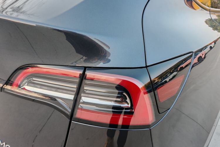 Used Tesla Model Y 2024 Long-Range All-Wheel-Drive Version