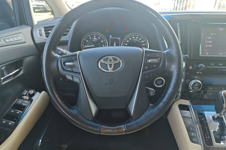 Used Toyota Alphard 2018 Revised Version 3.5L Premium Edition