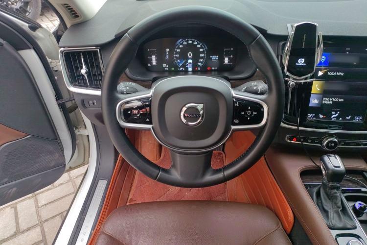 Used Volvo S90 2018 T4 Zhiyuan Edition
