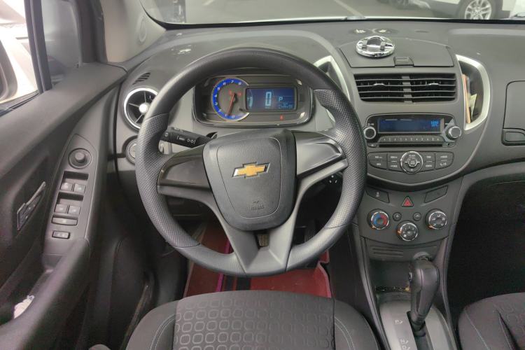 Used Chevrolet Trax 2016 1.4T Automatic Two-Wheel Drive Comfort Version with Sunroof