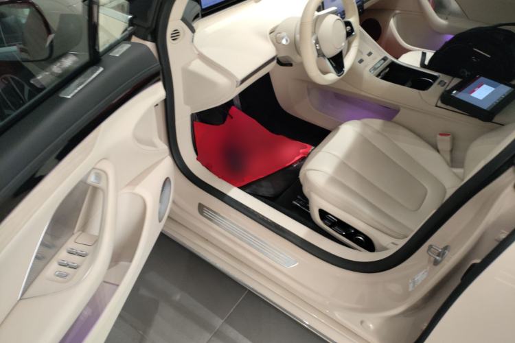 Used Hima Luxeed S7 2025 705 km Pro Driver Seat