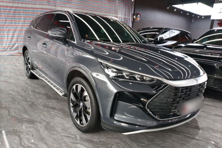 Used BYD Tang New Energy 2024 DM-i Glory Edition 112KM Flagship Model Front Right 45 Deg