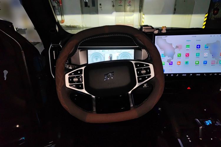 Used JETOUR Shanhai Traveler C-DM 2024 C-DM 208KM Mountain & Wilderness Edition
