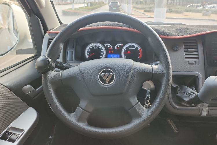 Used Foton Scenic G7 2020 2.4L Commercial Version Long Wheelbase High-Roof 5-Seater Van China VI Emission Standard 4K22D4M
