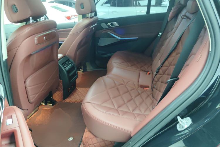 Used BMW X5 2023 xDrive 30Li Luxury M Sport Night Edition Package
