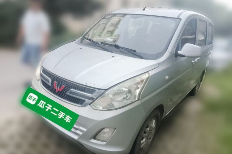 Used Wuling Rongguang V 2015 1.5L Base Version