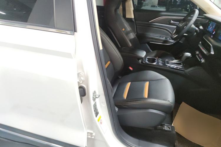 Used Bestune T77 2019 230 TID Automatic Luxury Version China VI Emission Standard